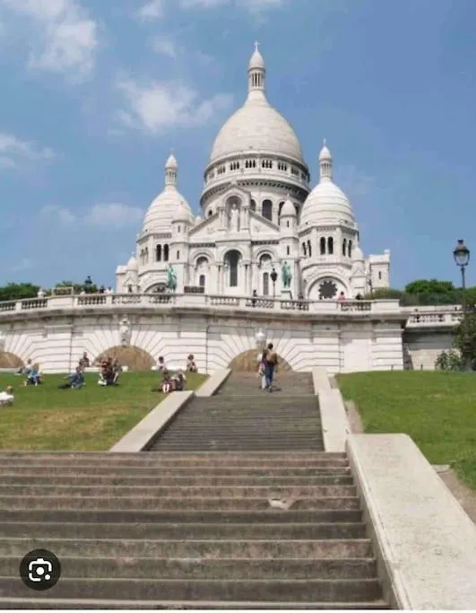 In The Center Of Montmartre Apartment Paris 0*,  France